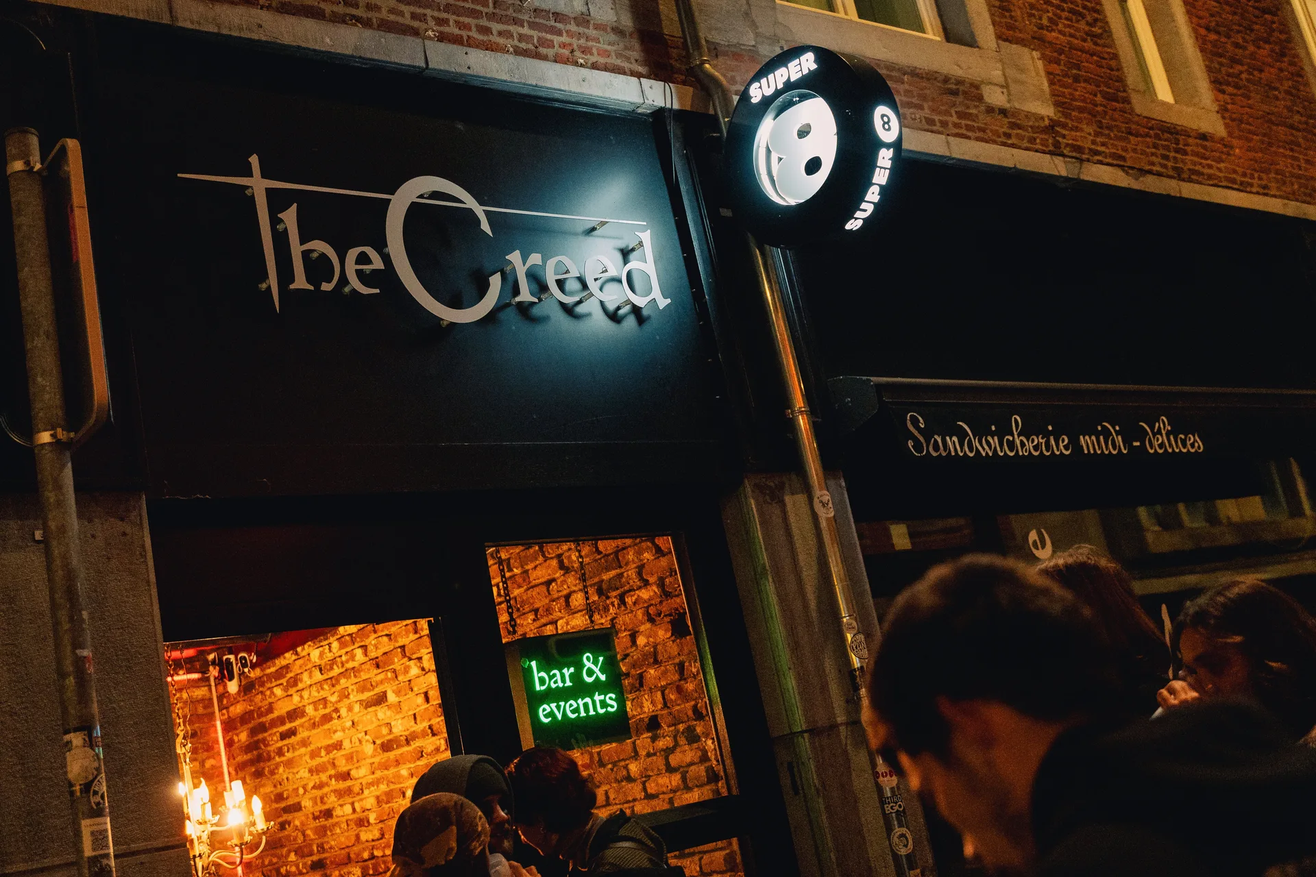 Soirée Kraken au bar The Creed à Namur — ambiance et activation de marque